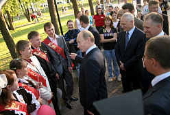 Путин пожелал выпускникам успехов в жизни