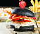 Японский «Burger King» будет кормить своих клиентов черными бургерами