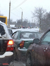 Из-за брошенной в салоне автобуса сумки перекрыли трассу на Завьялово