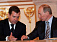 Путин и Медведев мирно разделят кресло президента