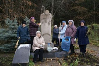 Памятник жертвам политических репрессий в Ижевске привели в порядок