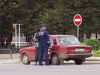 В Удмуртии водителя-лихача задержали в момент передачи взятки сотруднику ГИБДД