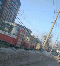 В Ижевске троллейбусы встали из-за отсутствия напряжения