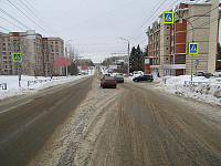 Двое жителей Ижевска получили травмы на пешеходном переходе