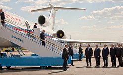 В аэропорту Путина встречала представительная делегация