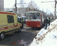 Версия ГИБДД: троллейбус задавил пенсионерку в Ижевске