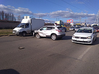 В Ижевске на Воткинском шоссе вчера произошла авария